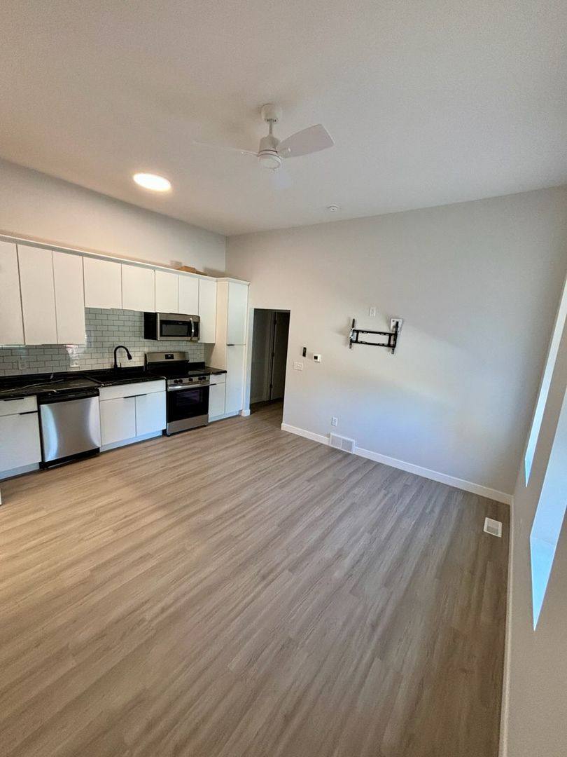 Apartment for rent at 800 Iowa Ave, Onawa, IA 51040