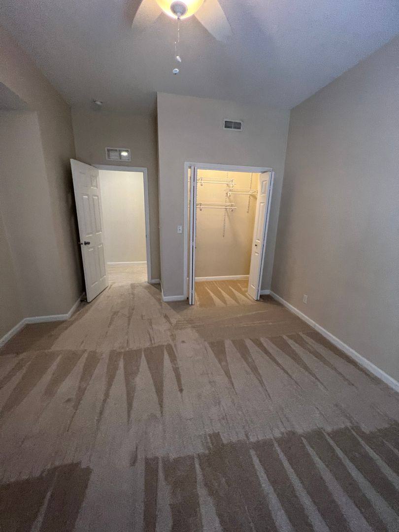 Apartment for rent at 108 W 5th St, Davenport, IA 52801