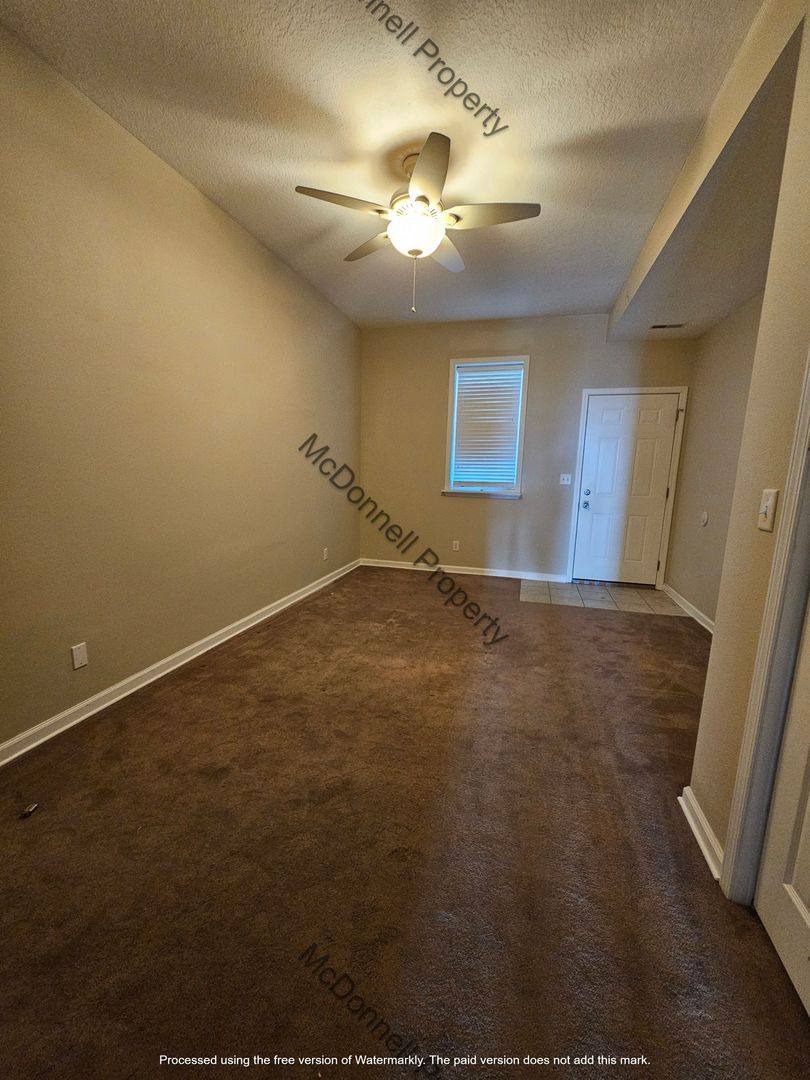 Apartment for rent at 108 W 5th St, Davenport, IA 52801