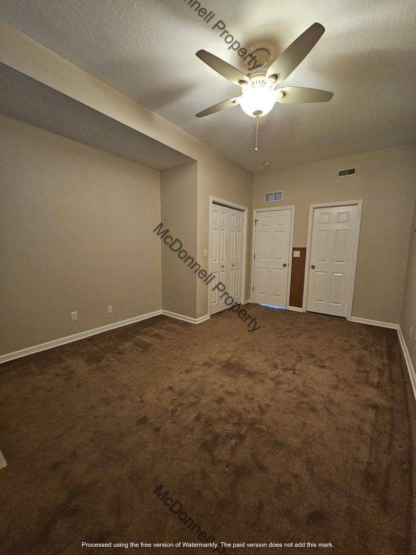 Apartment for rent at 108 W 5th St, Davenport, IA 52801