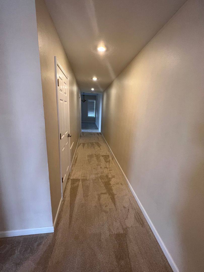Apartment for rent at 108 W 5th St, Davenport, IA 52801
