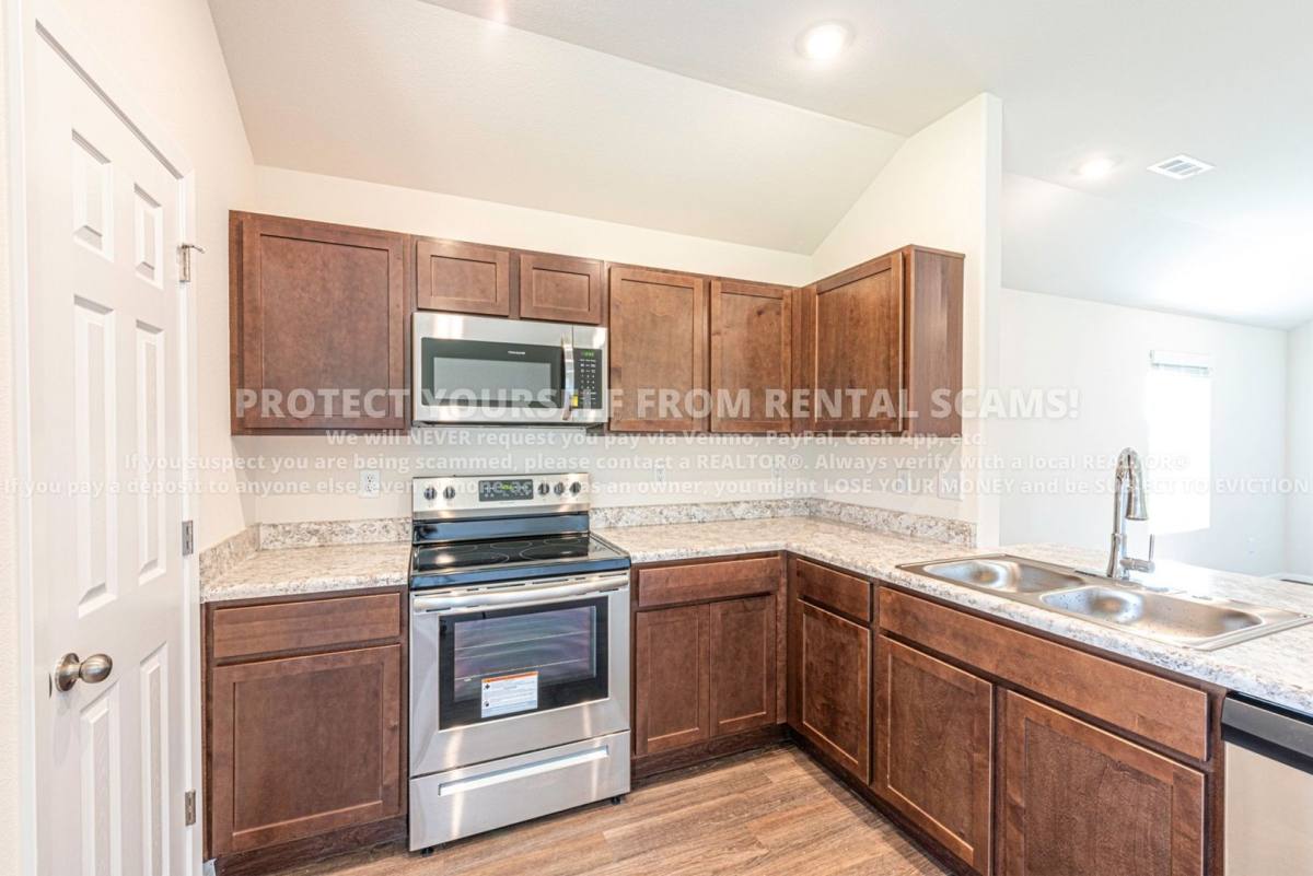 House for rent at 968 S Brambling Lane, Fayetteville, AR 72701