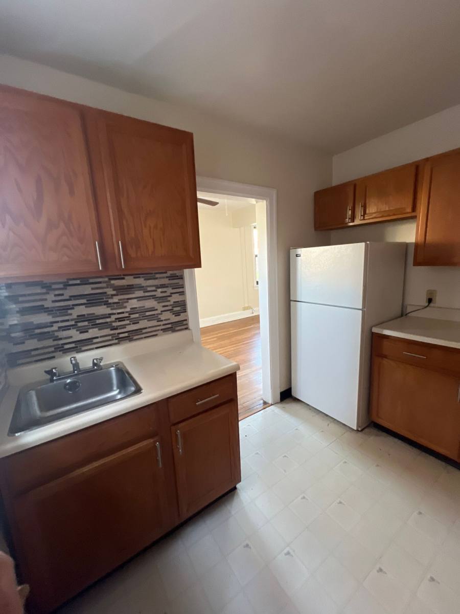 Apartment for rent at 2041-2043 Wightman St, Pittsburgh, PA 15217