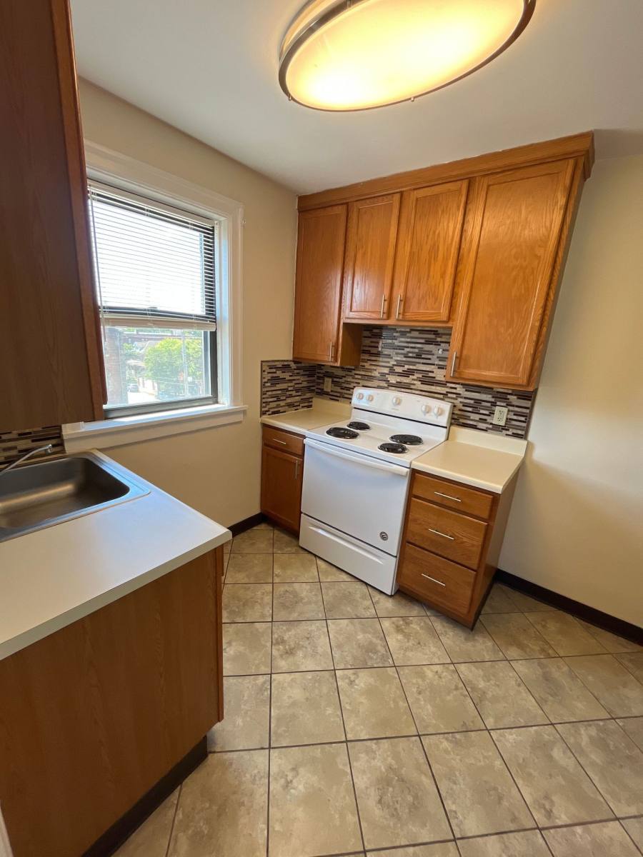 Apartment for rent at 2041-2043 Wightman St, Pittsburgh, PA 15217