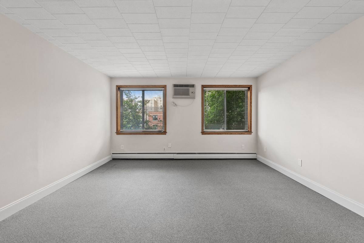 Apartment for rent at 1111 S 7th St, Minneapolis, MN 55415