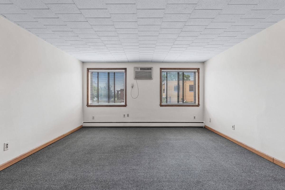Apartment for rent at 1111 S 7th St, Minneapolis, MN 55415