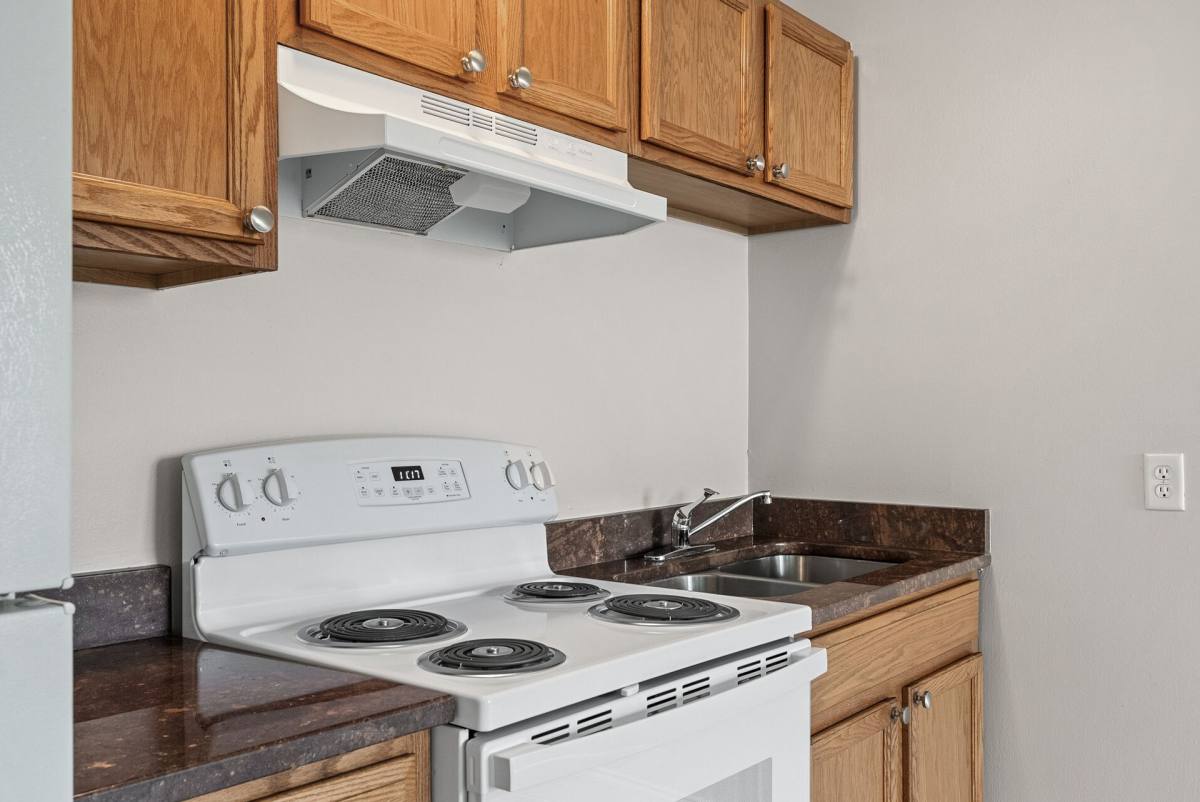 Apartment for rent at 1111 S 7th St, Minneapolis, MN 55415