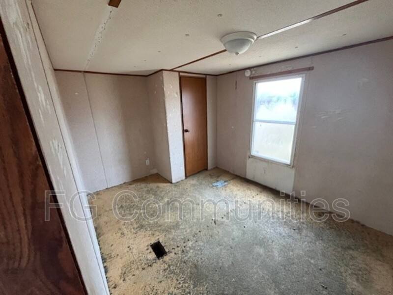 House for rent at 100 2nd Ave SE #C, Hildebran, NC 28637