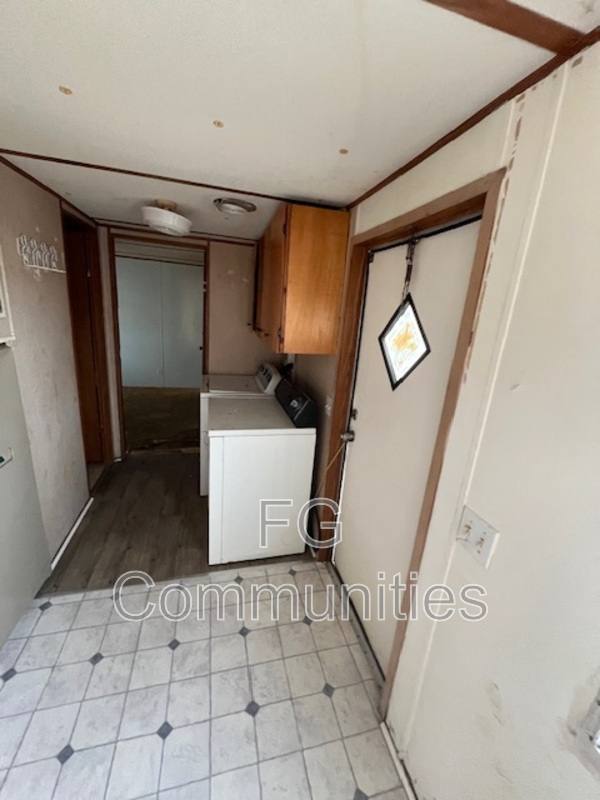 House for rent at 100 2nd Ave SE #C, Hildebran, NC 28637