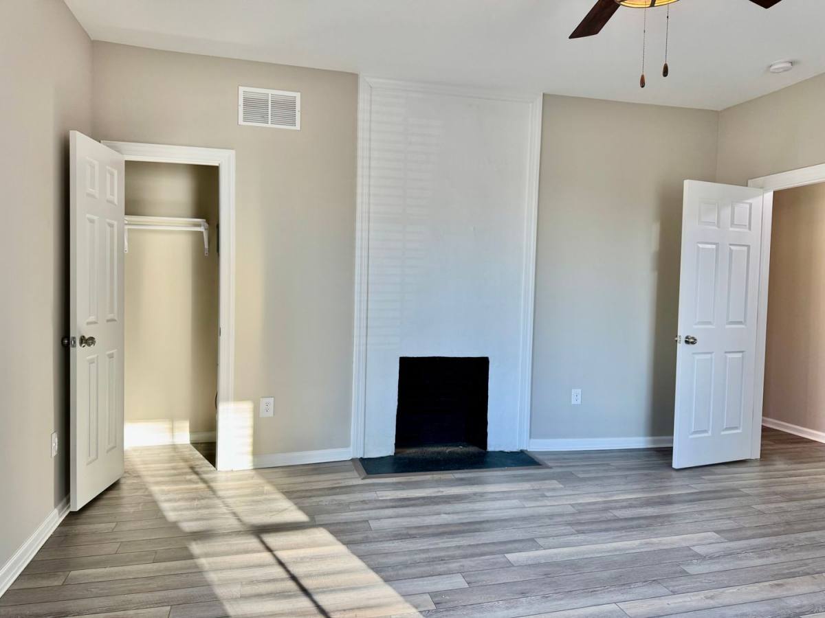 Apartment for rent at 218 College St, Oxford, NC 27565