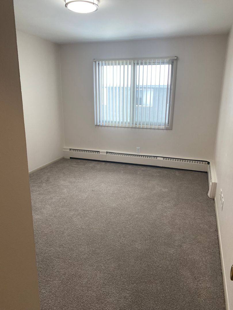 Apartment for rent at 1680 Shawano Ave, Green Bay, WI 54303