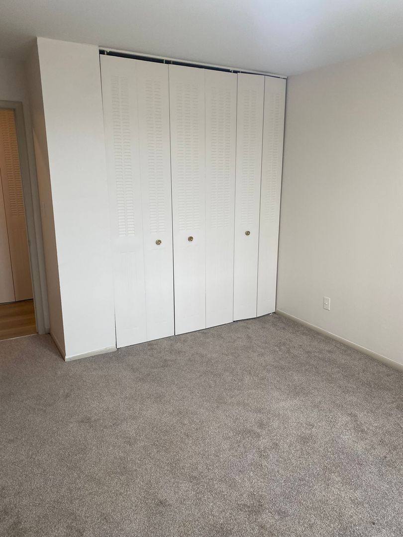 Apartment for rent at 1680 Shawano Ave, Green Bay, WI 54303