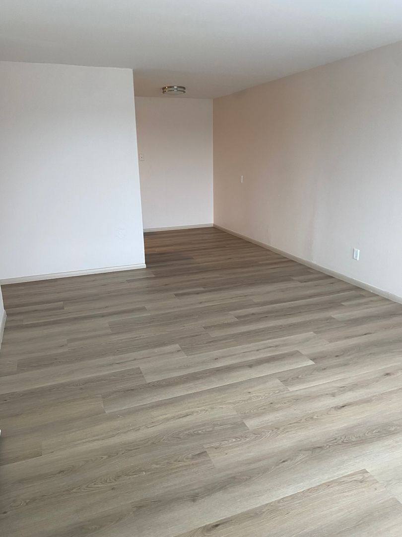 Apartment for rent at 1680 Shawano Ave, Green Bay, WI 54303