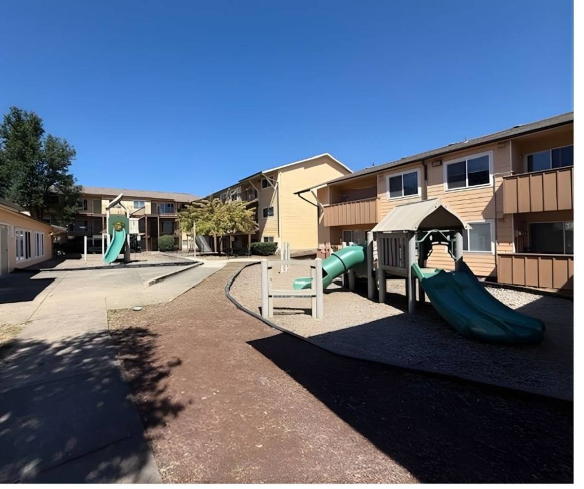 Apartment for rent at 2609 SE 145th Ave, Portland, OR 97236