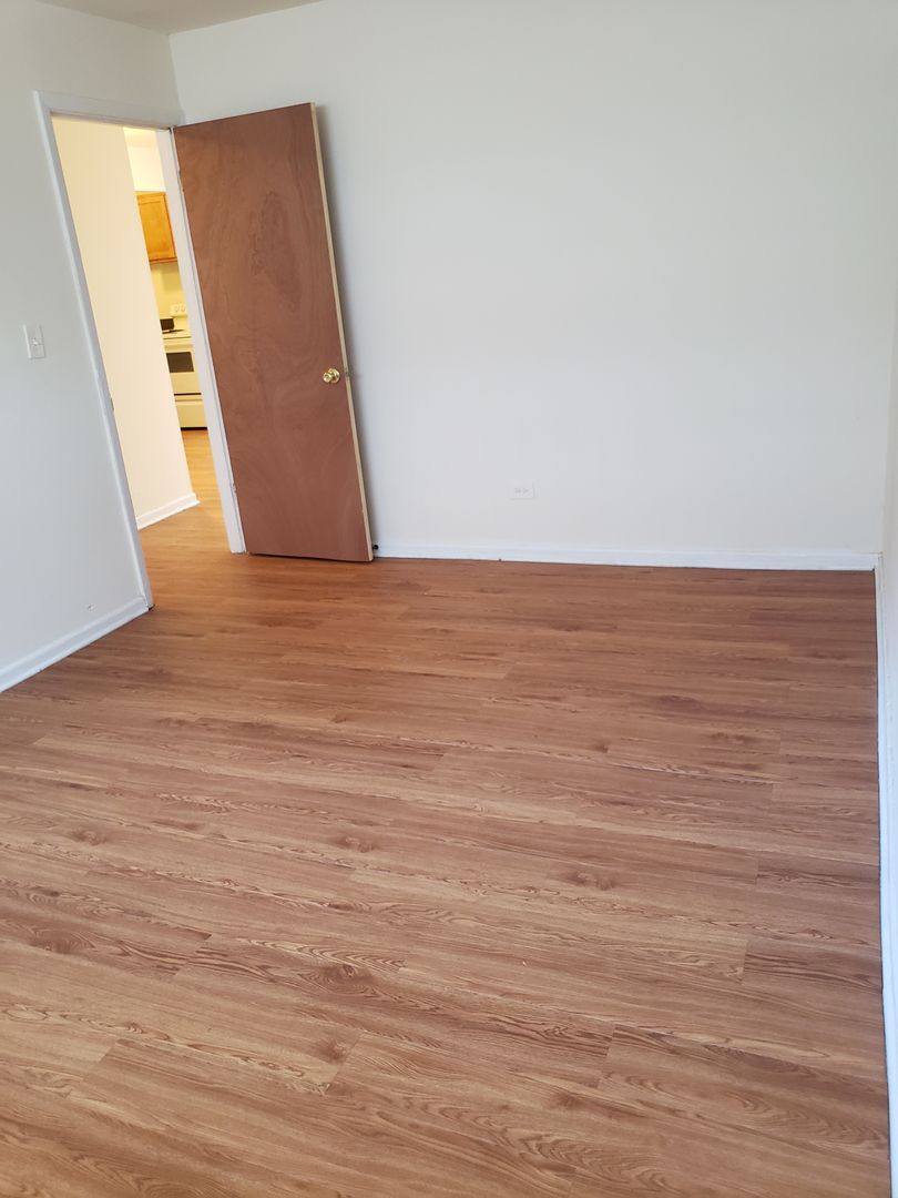 Apartment for rent at 6000-02 N Kenmore, Chicago, IL 60660