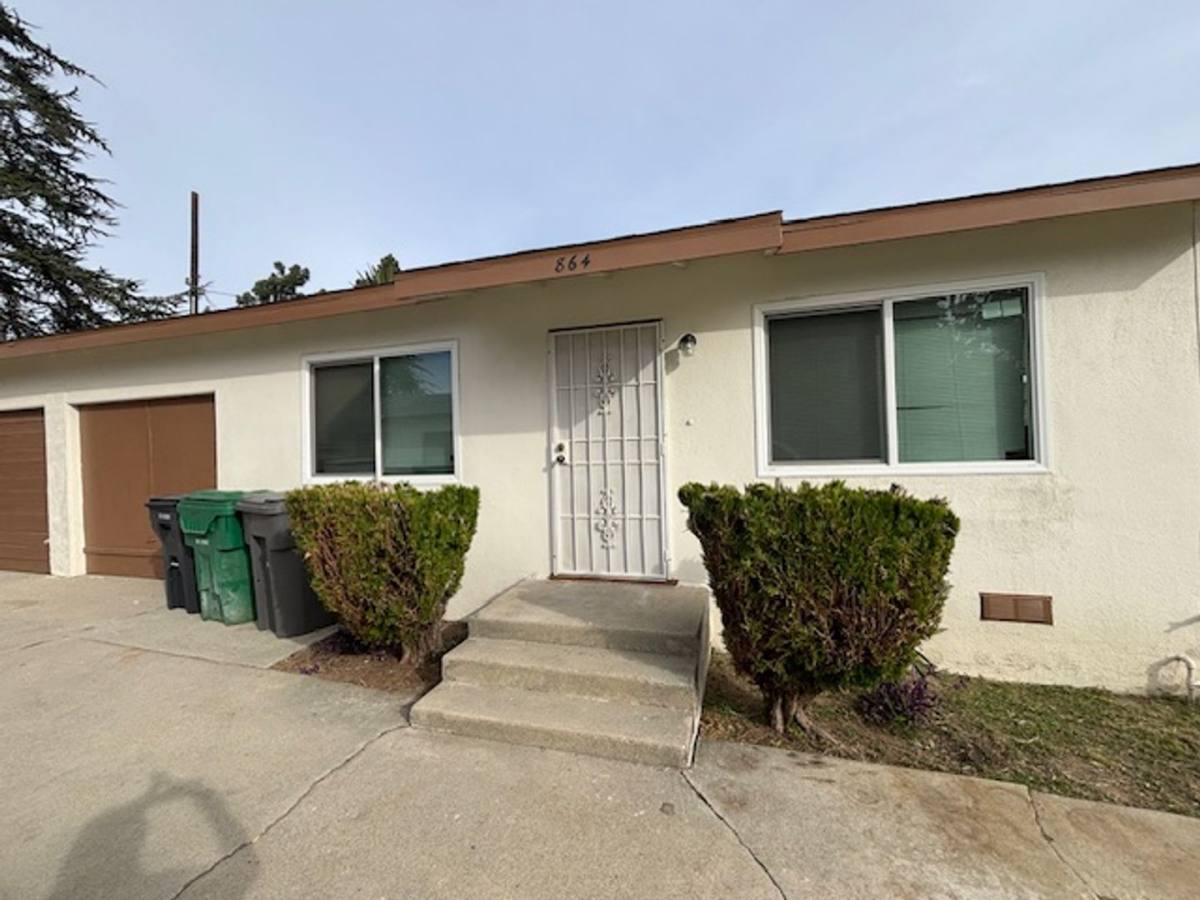 Apartment for rent at 864 W Hays St, Banning, CA 92220