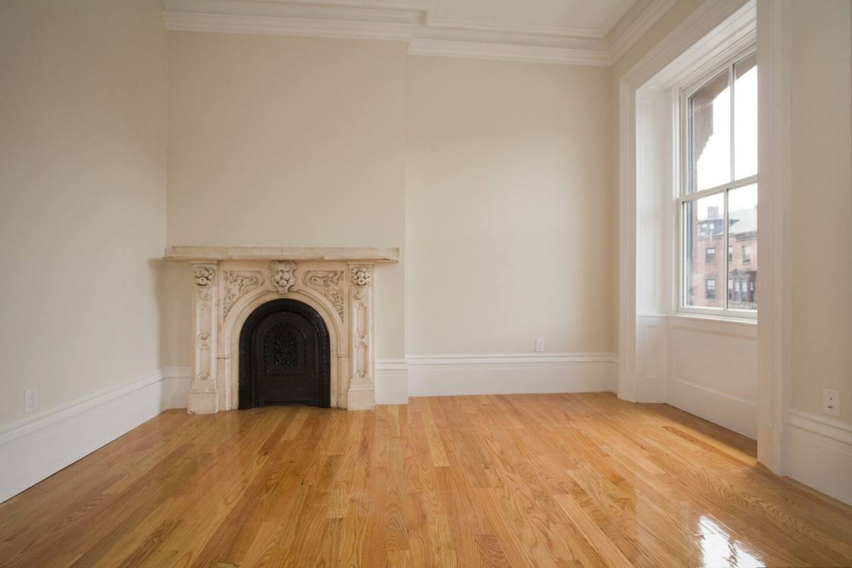 Apartment for rent at 652 Massachusetts Ave #3A, Boston, MA 02118