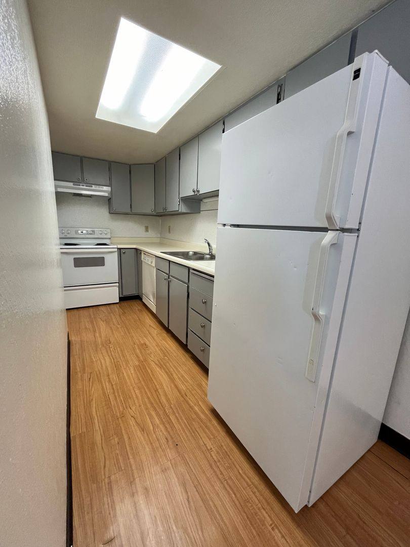 Apartment for rent at 415 N Bragaw St, Anchorage, AK 99508