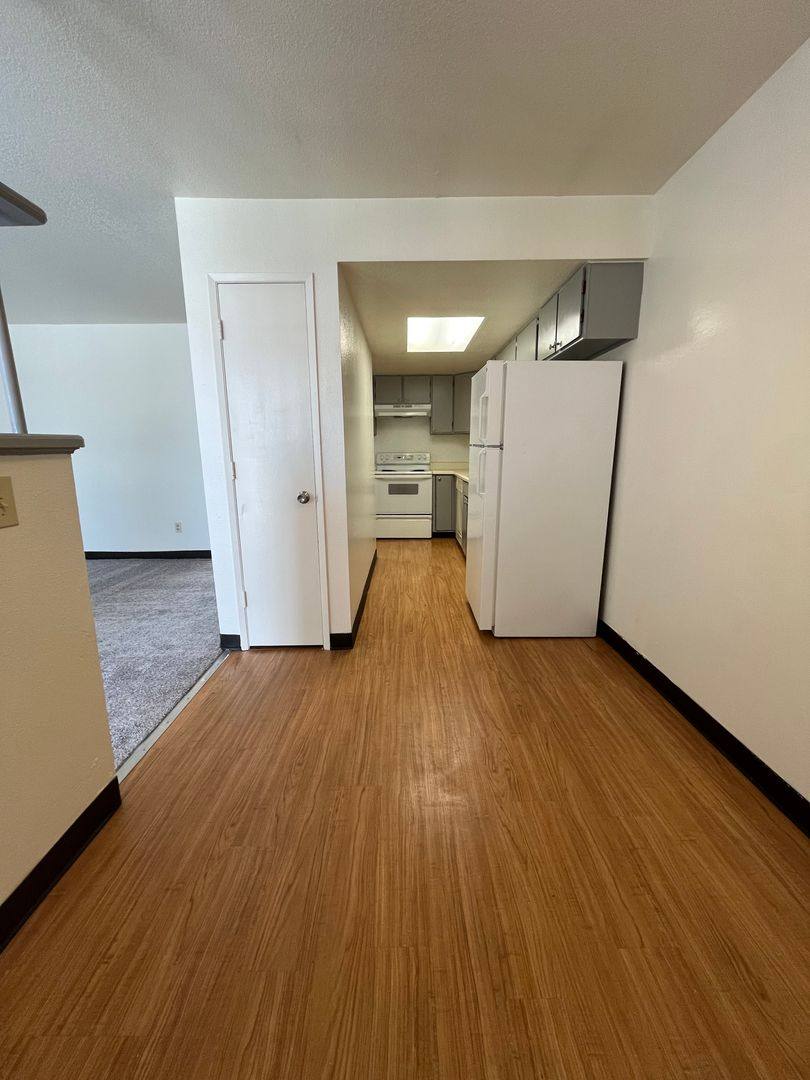 Apartment for rent at 415 N Bragaw St, Anchorage, AK 99508