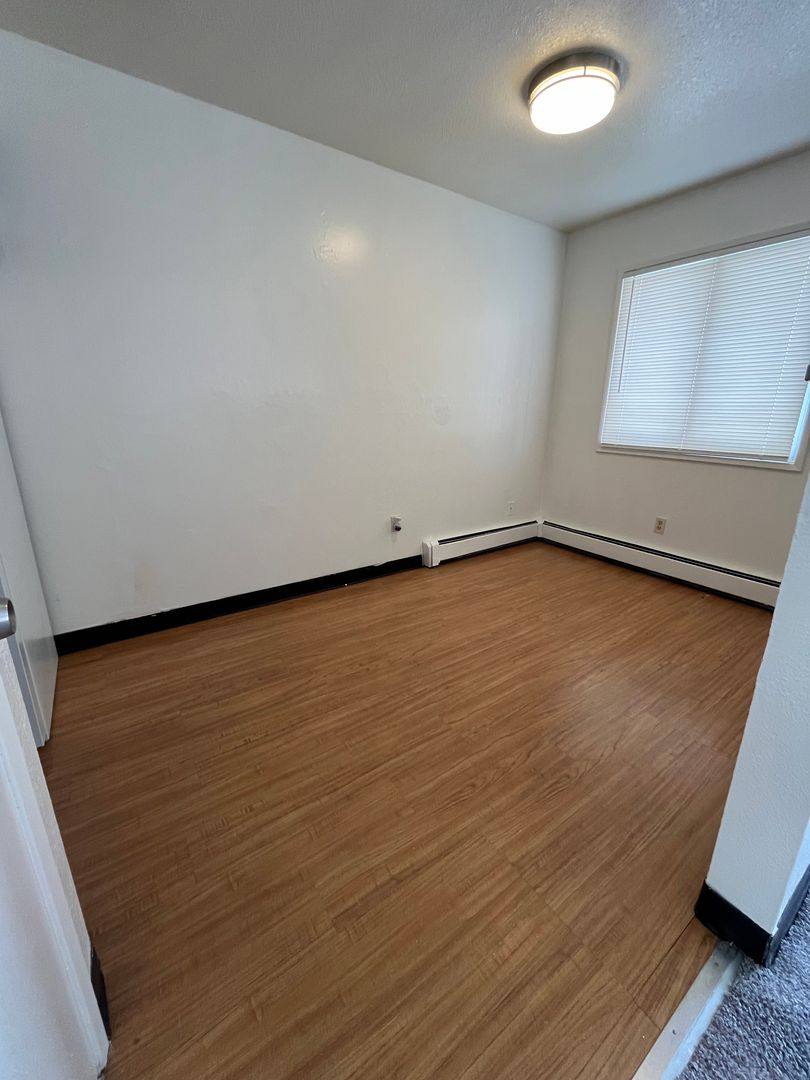 Apartment for rent at 415 N Bragaw St, Anchorage, AK 99508