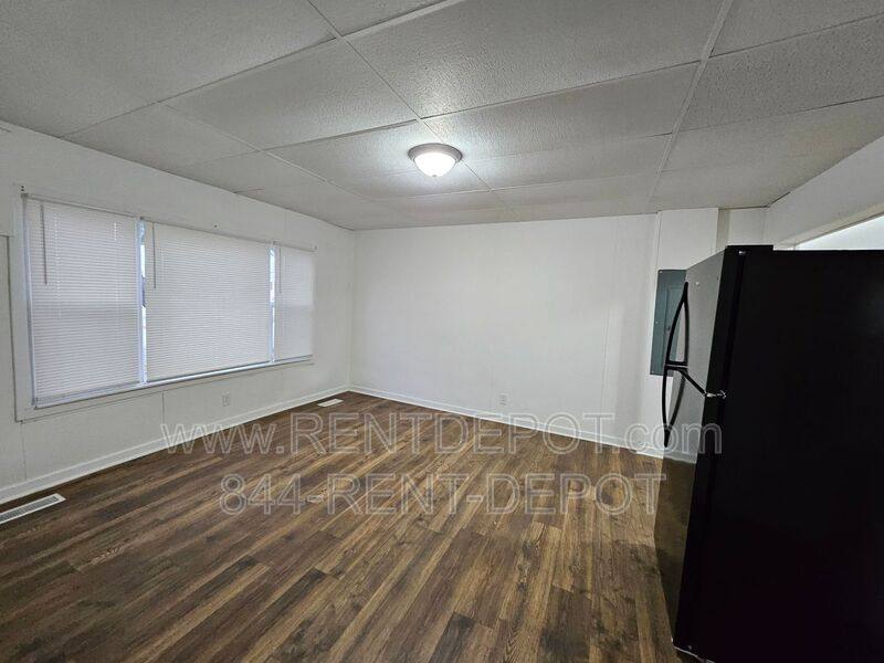 House for rent at 109 E Eichel Ave #A, Evansville, IN 47711