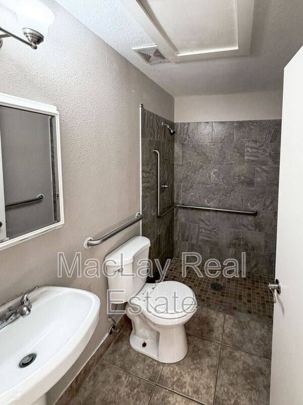House for rent at 6301 W Earll Dr, Phoenix, AZ 85033