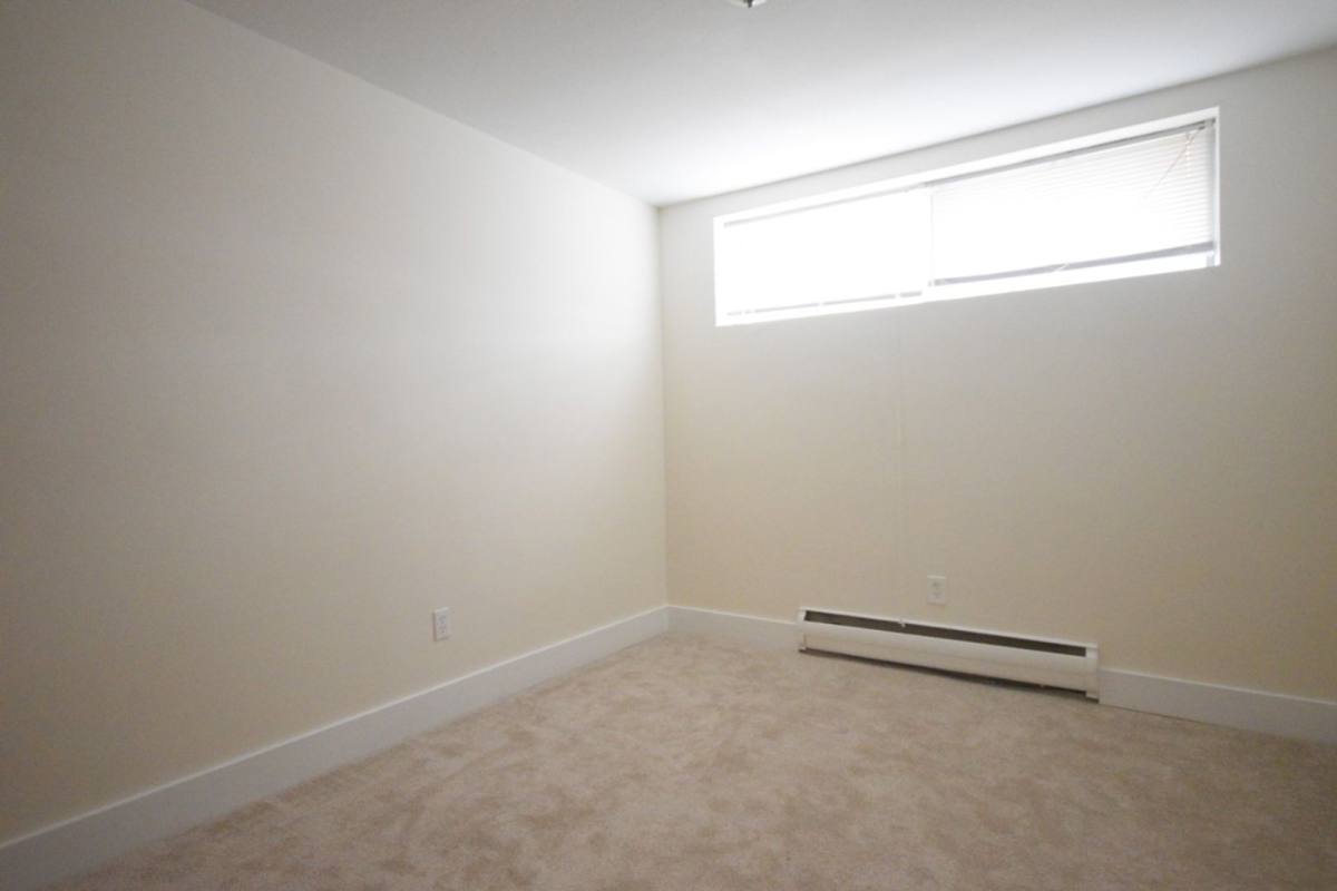 Apartment for rent at 1700 10 Johnson St, Minneapolis, MN 55413