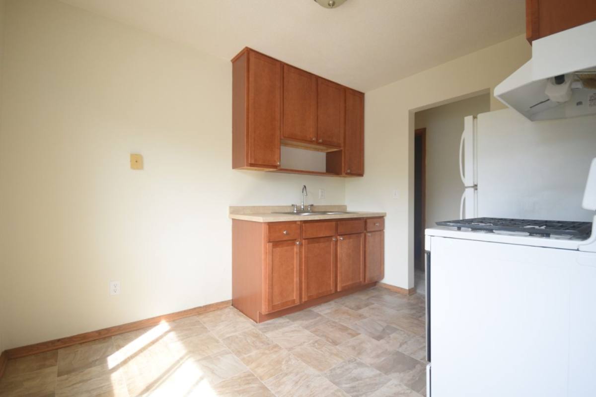 Apartment for rent at 1700 10 Johnson St, Minneapolis, MN 55413