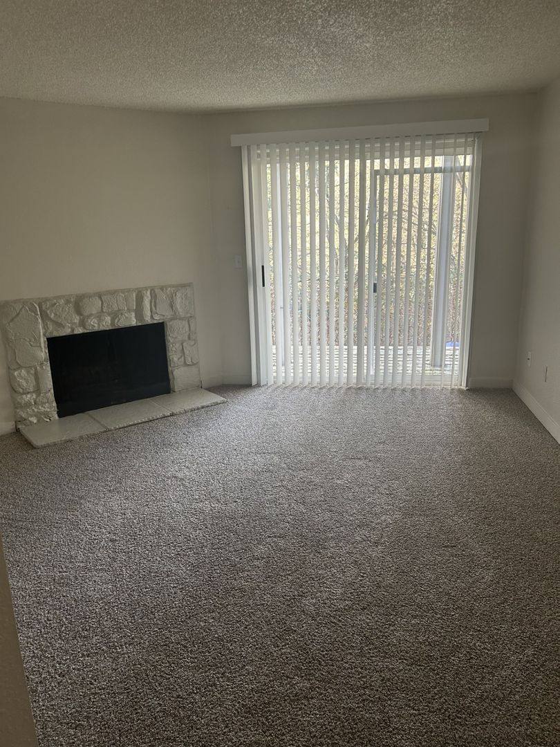 Apartment for rent at 15 S 338th Place, Federal Way, WA 98003
