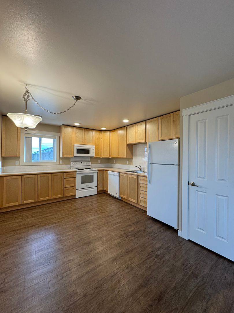 Apartment for rent at 2225 Airport Rd, Ellensburg, WA 98926