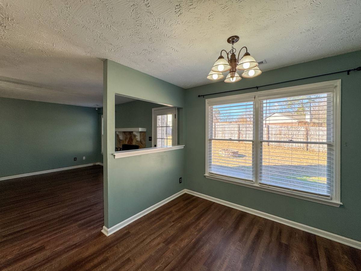 House for rent at 309 Sparrow Dr, Fayetteville, NC 28306