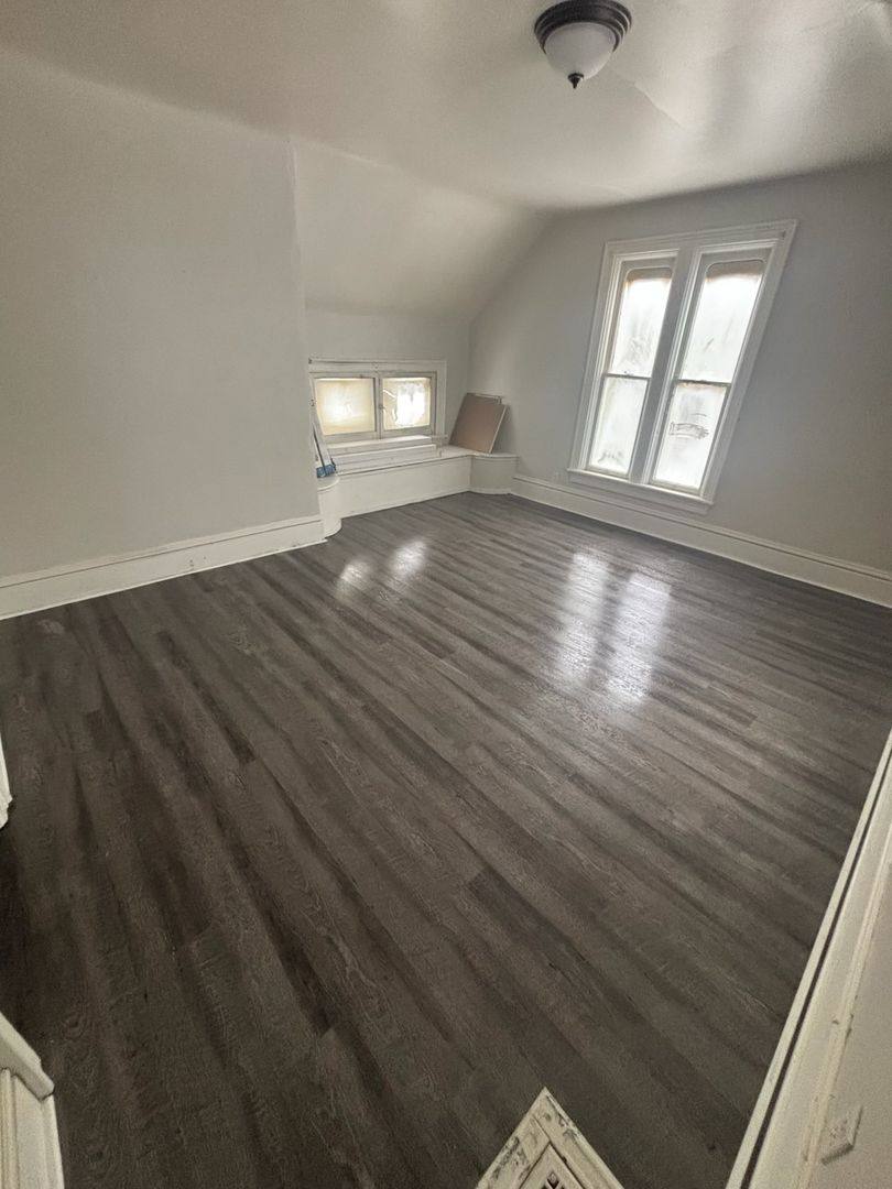 Apartment for rent at 509 W Franklin St, Elkhart, IN 46516