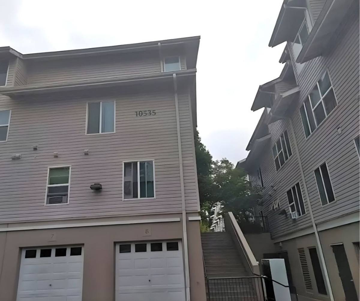 Apartment for rent at 10535 E Burnside St, Portland, OR 97216