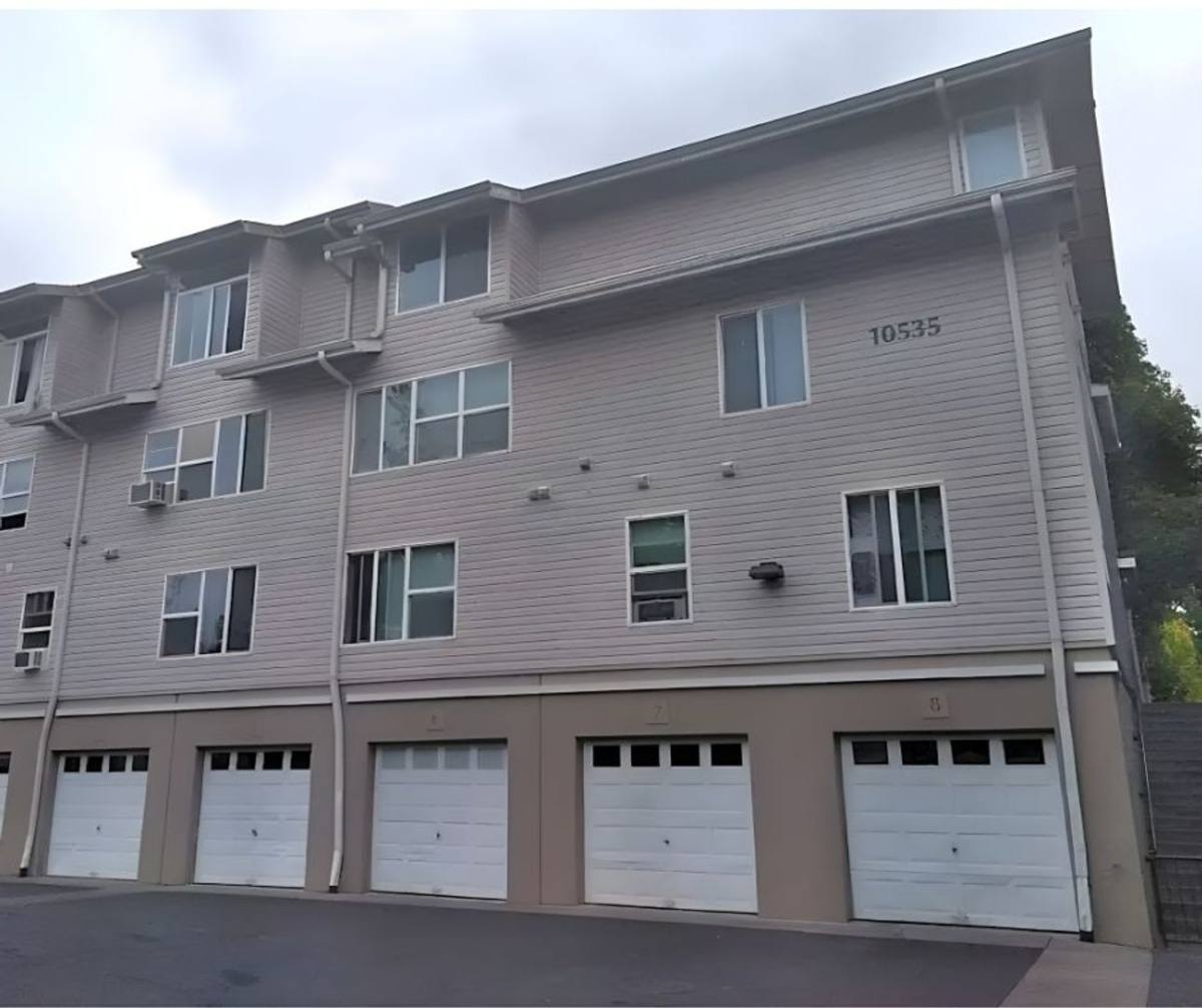 Apartment for rent at 10535 E Burnside St, Portland, OR 97216