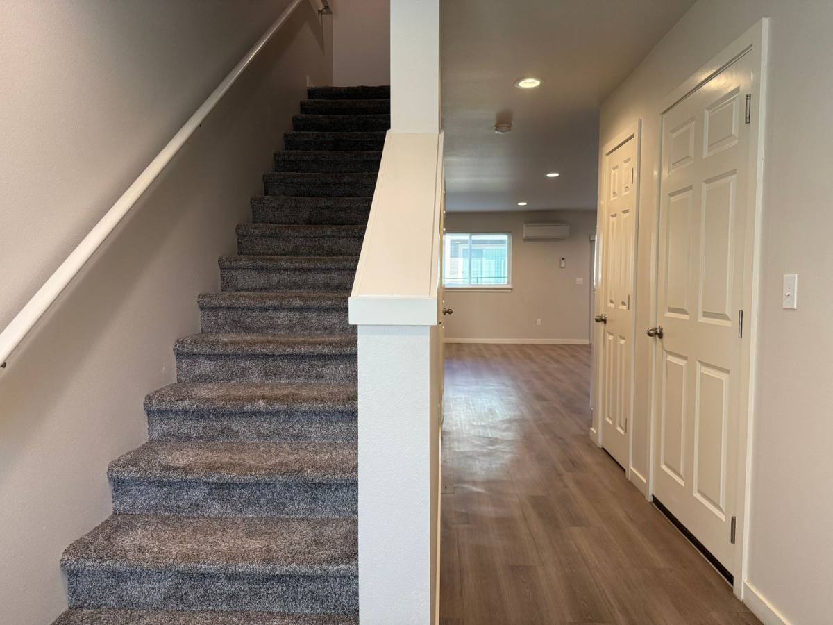 Townhouse for rent at 5300 Smitten St, Yakima, WA 98908