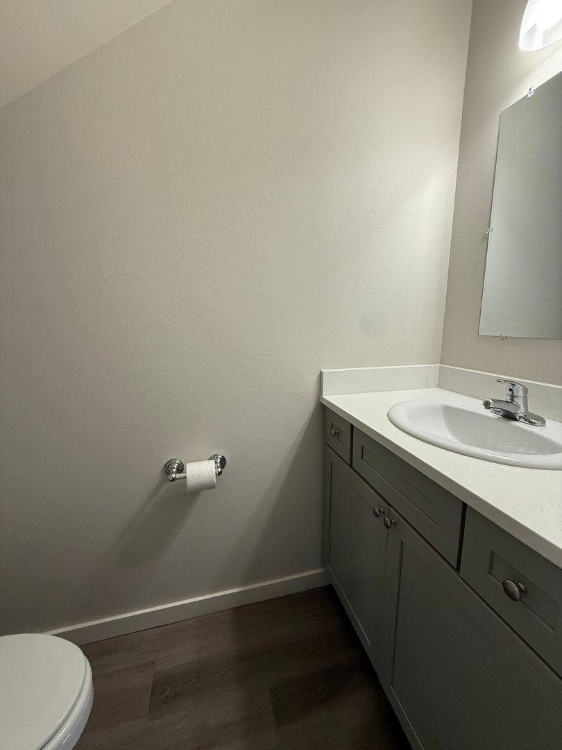 Townhouse for rent at 5300 Smitten St, Yakima, WA 98908
