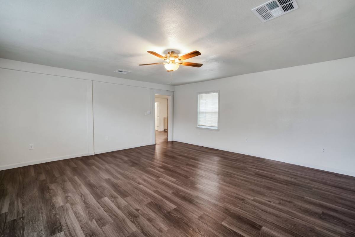 House for rent at 101 W Schriener St, Kerrville, TX 78028