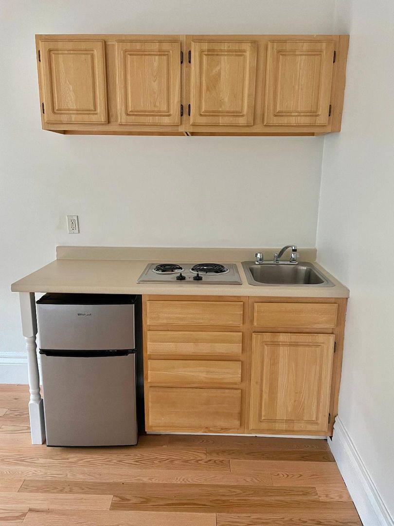 Apartment for rent at 862 Beacon St #7G, Boston, MA 02215