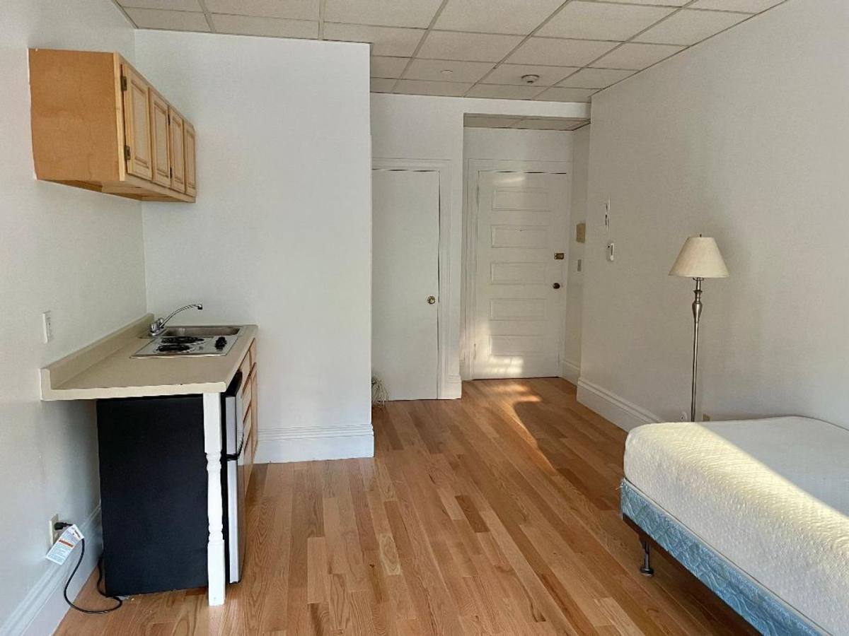 Apartment for rent at 862 Beacon St #7G, Boston, MA 02215