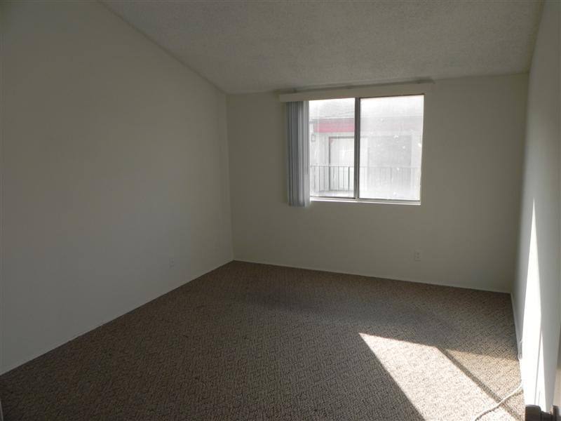 Condo for rent at 3565 Linden Ave, Long Beach, CA 90807