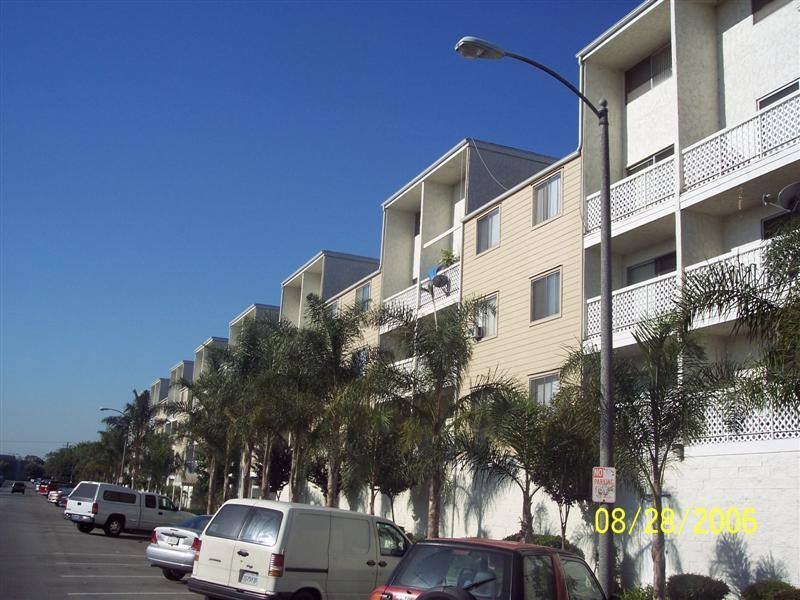 Condo for rent at 3565 Linden Ave, Long Beach, CA 90807