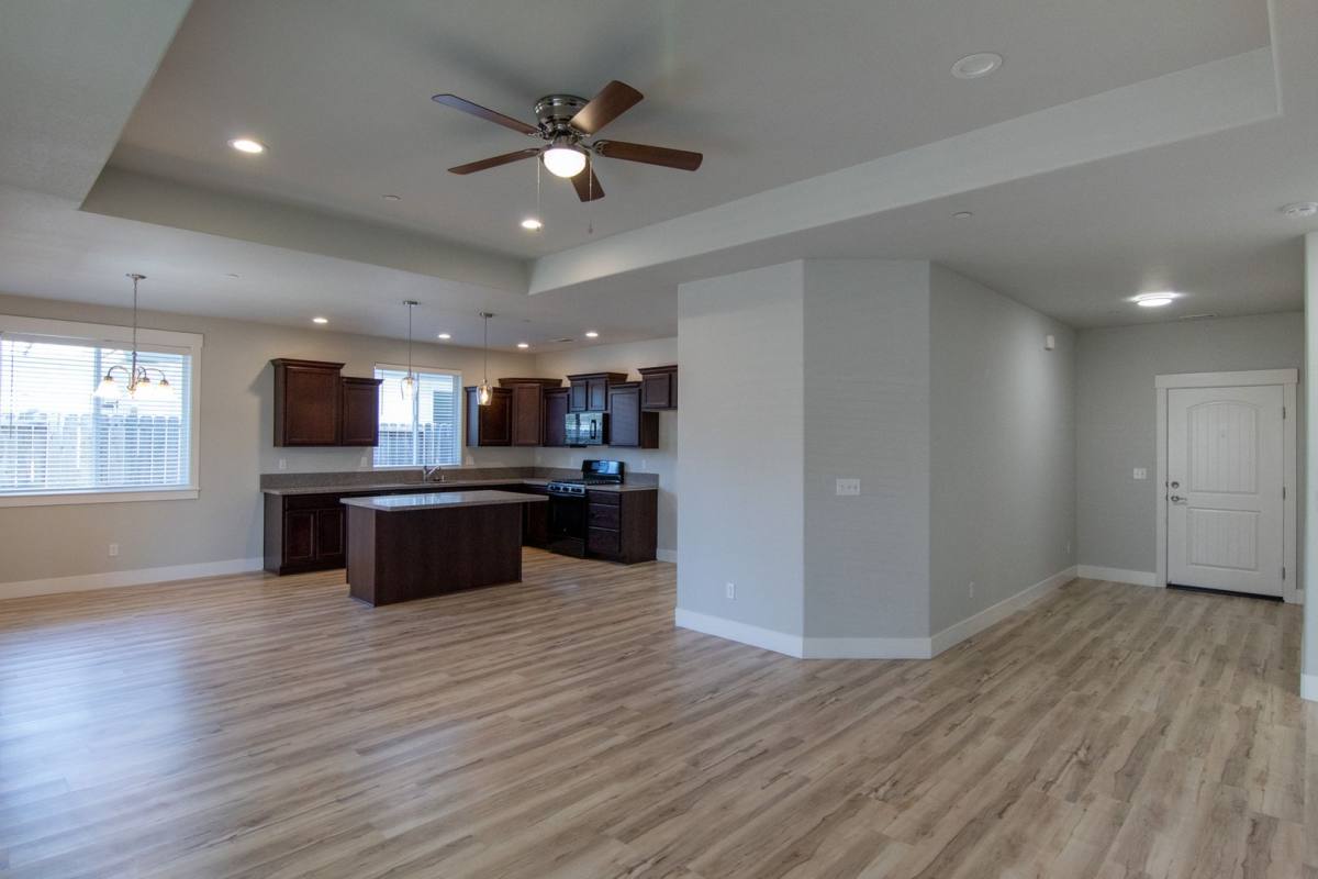 Apartment for rent at 6053 Fallworth Dr, Redding, CA 96003