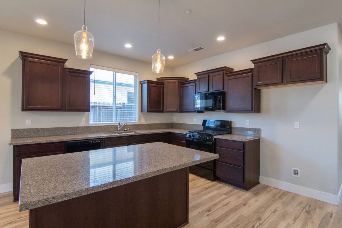 Apartment for rent at 6053 Fallworth Dr, Redding, CA 96003