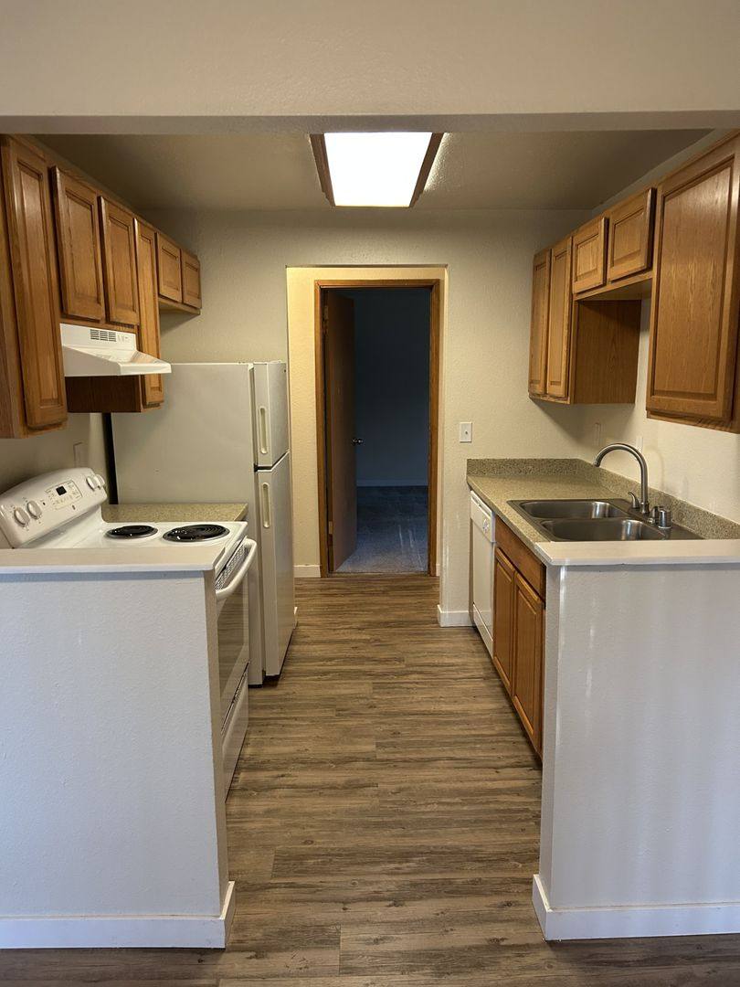 Apartment for rent at 31 S 342nd Place, Federal Way, WA 98003