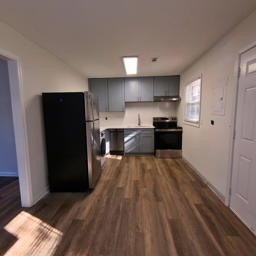 Townhouse for rent at 601 Key St, Charlotte, NC 28208
