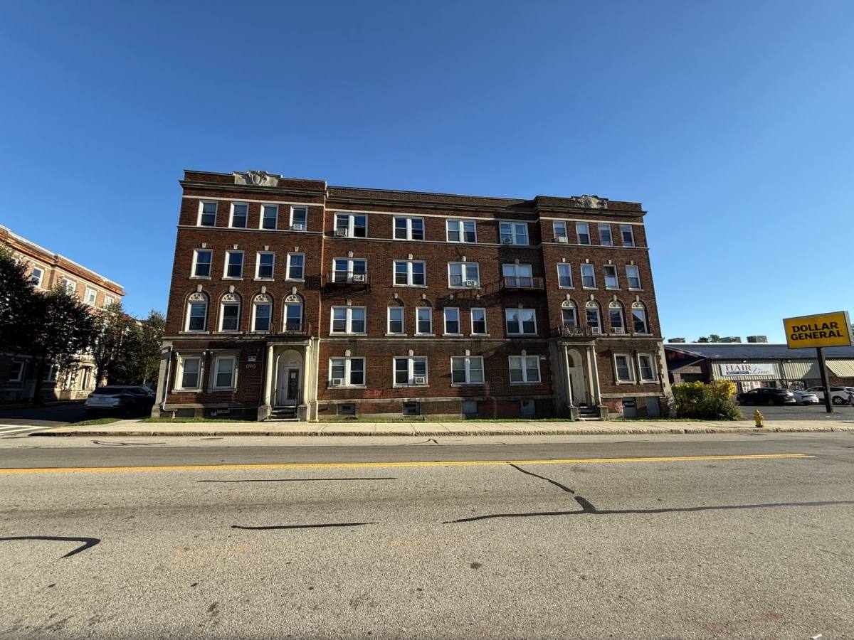 Apartment for rent at 1039 Main St, Worcester, MA 01603
