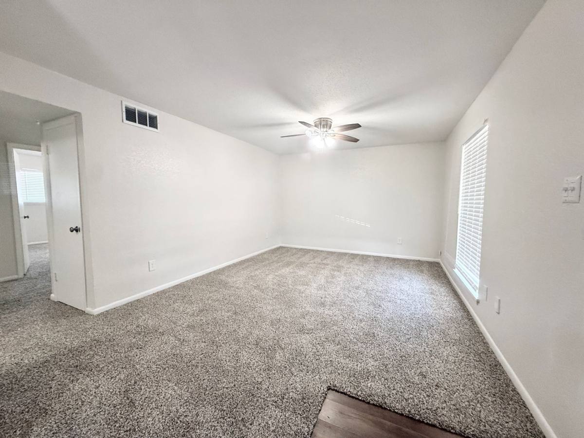Apartment for rent at 321 E Cedar St, Angleton, TX 77515