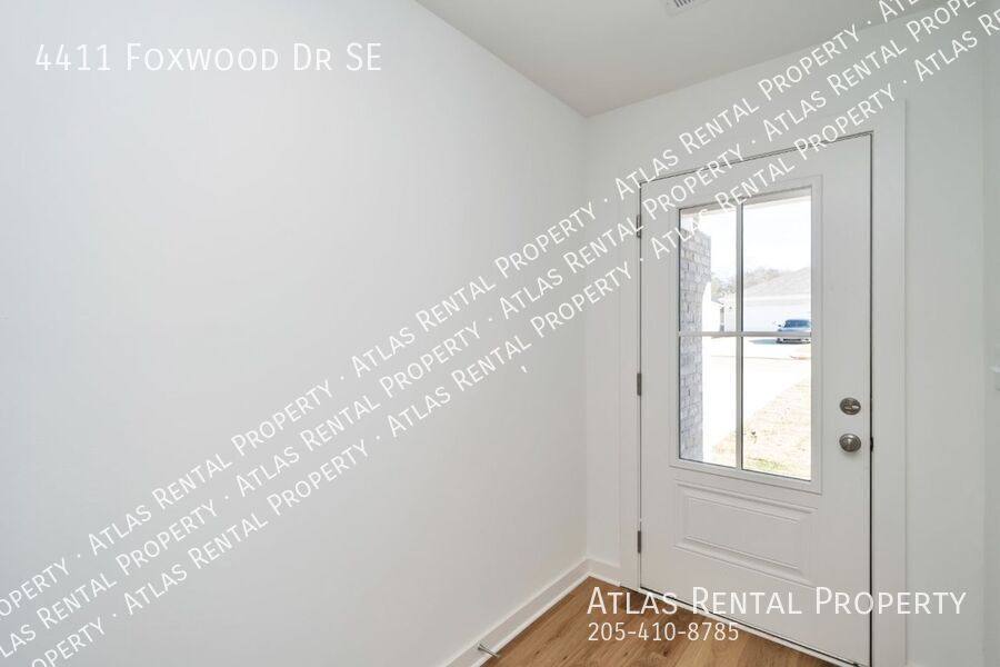 House for rent at 4411 Foxwood Dr SE, Decatur, AL 35603