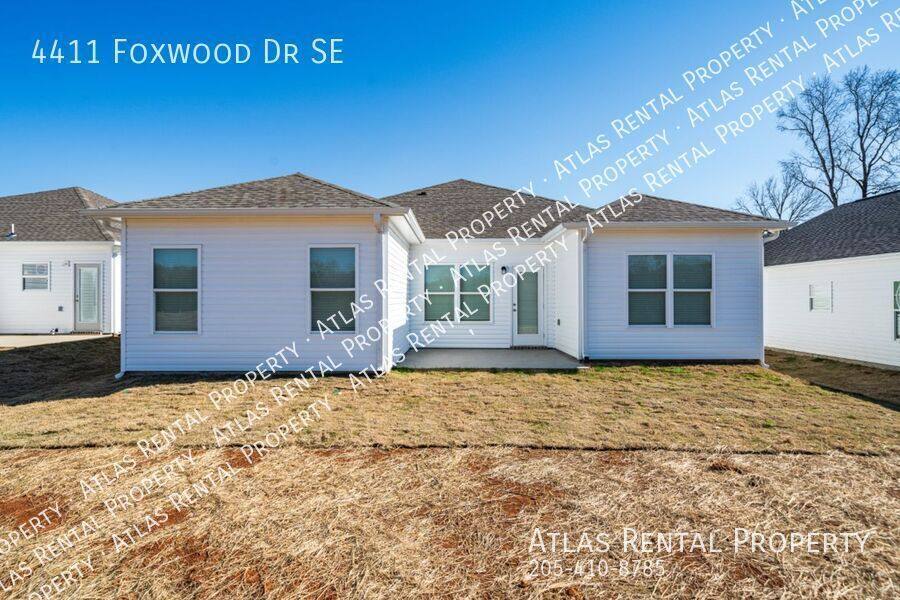 House for rent at 4411 Foxwood Dr SE, Decatur, AL 35603