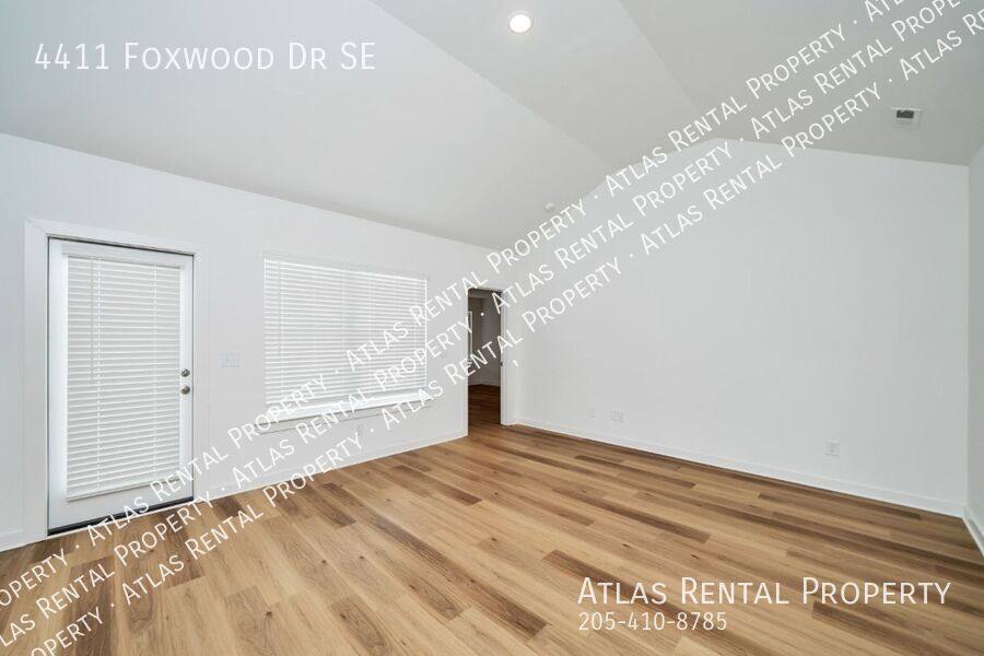 House for rent at 4411 Foxwood Dr SE, Decatur, AL 35603